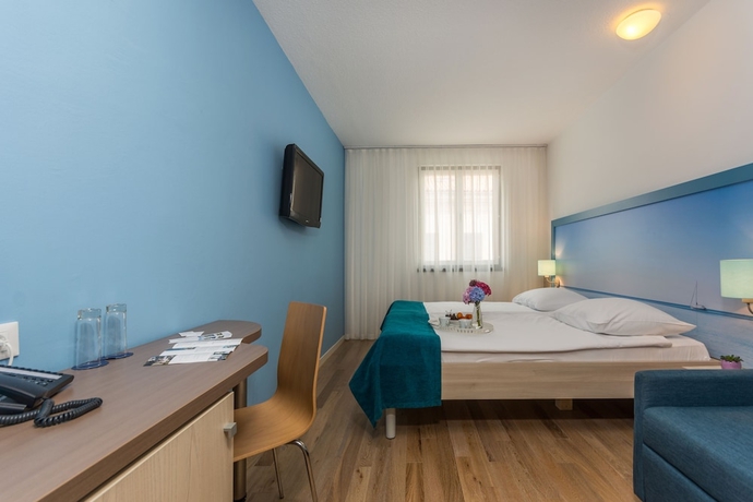 Imagen de la habitación del Hotel Vista, VRSAR. Foto 7