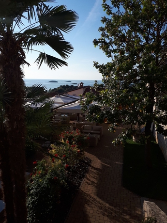 Imagen general del Hotel Vista, VRSAR. Foto 1