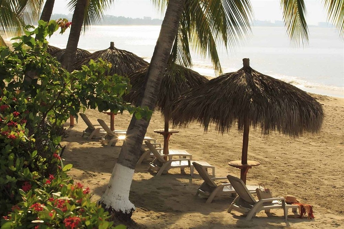 Imagen de los exteriores del Hotel Vista Vallarta All Suites On The Beach. Foto 11