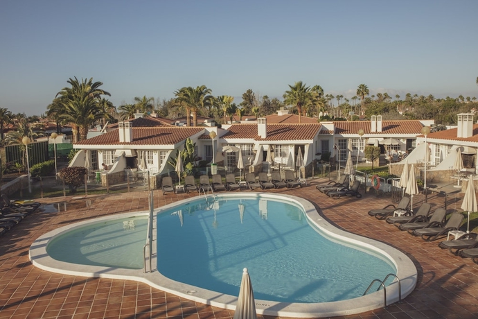 Imagen de la piscina del Hotel Vista Verde. Foto 19