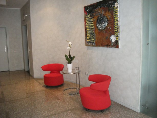 Imagen de los interiores del Hotel Vista and Residence. Foto 19
