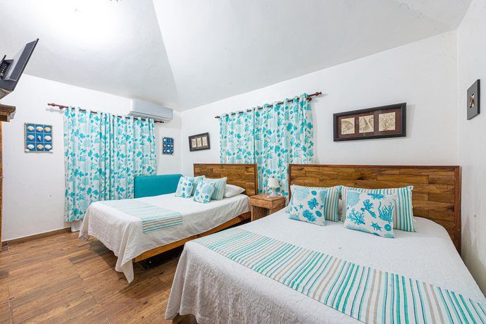 Imagen de la habitación del Hotel Vista de Aguilas Ecolodge. Foto 5