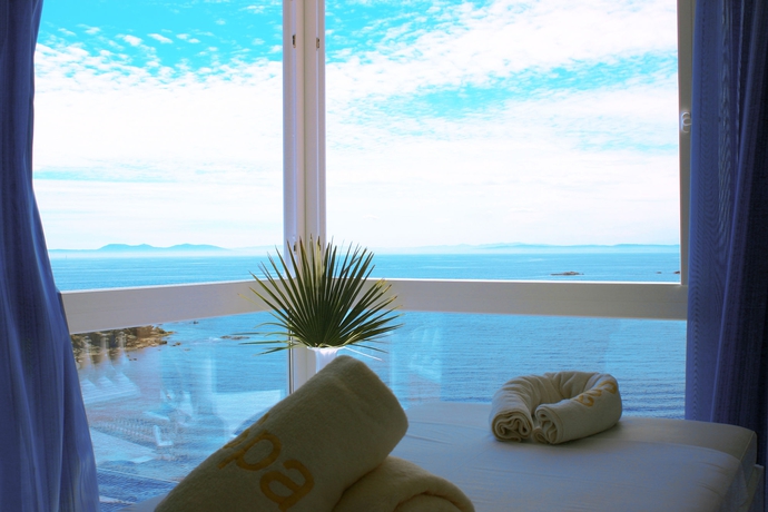 Imagen de los interiores del Hotel Vistabella. Foto 12