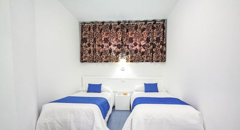 Imagen de la habitación del Hotel Vistaflor Cura Marina. Foto 5