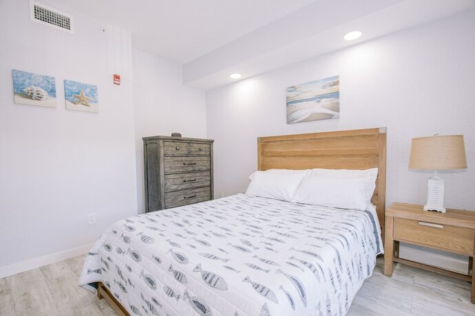 Imagen de la habitación del Hotel Vistalmar Beach Resort. Foto 13