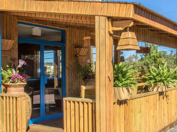 Imagen general del Hotel Vistas de la Bahia. Foto 4