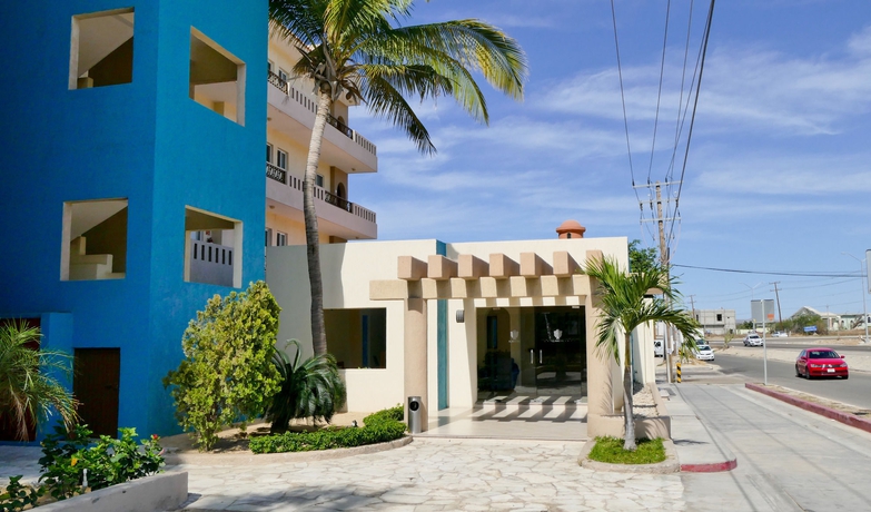 Imagen de los interiores del Hotel Vistazul Suites & Spa Cabo San Lucas. Foto 14