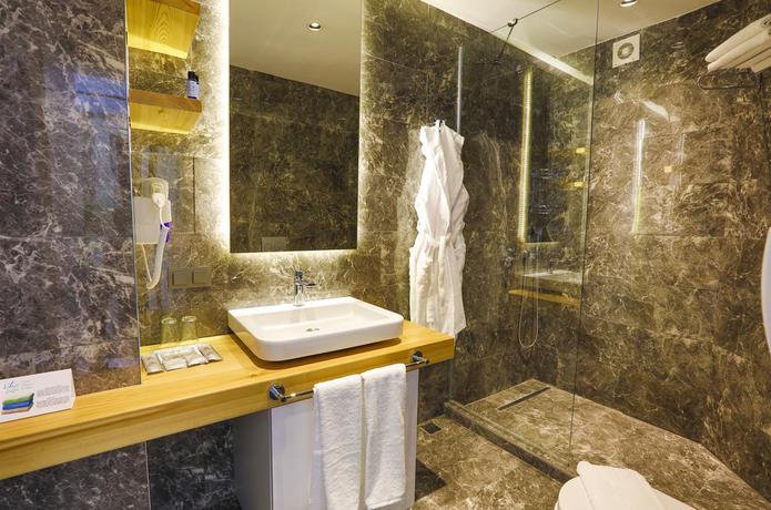 Imagen de la habitación del Hotel Vita Bella Resort and Spa. Foto 3