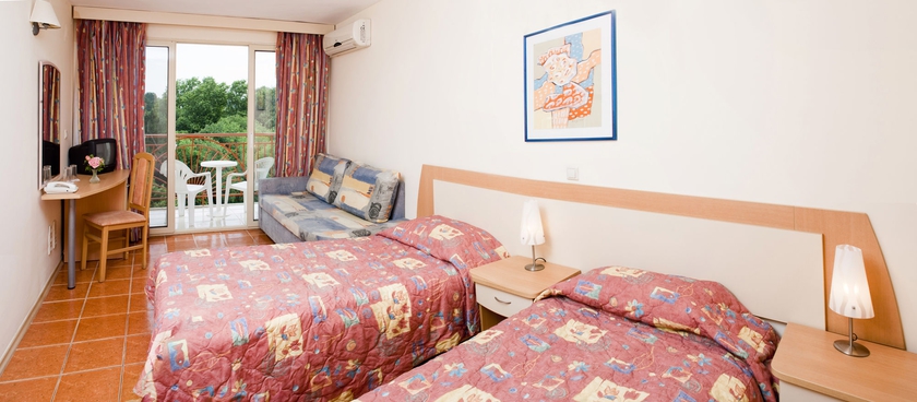 Imagen de la habitación del Hotel Vita Park and Aqua Park. Foto 4