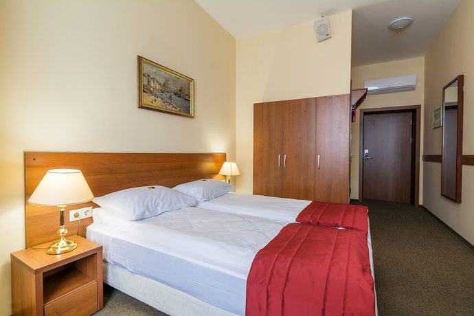 Imagen de la habitación del Hotel Vita-Hotel. Foto 17