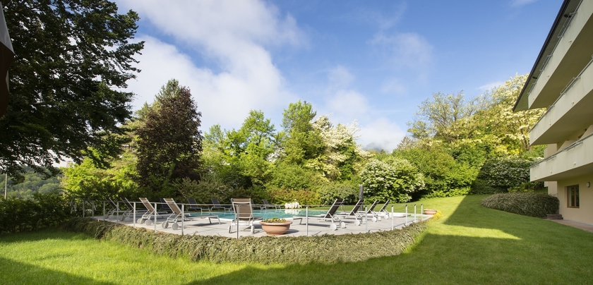 Imagen de la piscina del Hotel Vital Flora. Foto 14