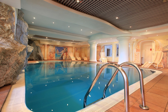 Imagen de la piscina del Hotel Vital and Sporthotel Brixen. Foto 13