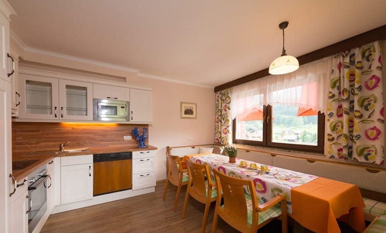 Imagen de la habitación del Hotel Vitaler Landauerhof. Foto 15