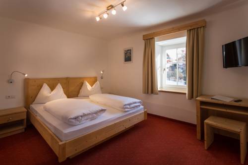 Imagen de la habitación del Hotel Vitalhof Hirben. Foto 15