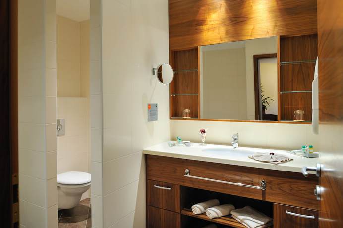 Imagen de la habitación del Hotel Vitarium Superior &ndash; Terme Krka. Foto 9