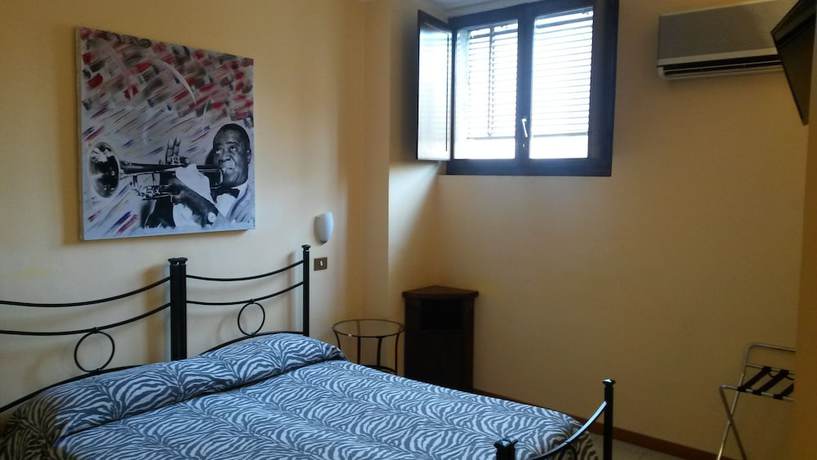 Imagen de la habitación del Hotel Viterbo Inn. Foto 15