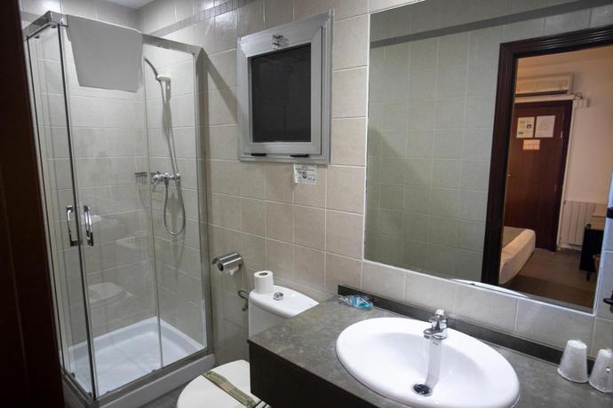 Imagen de la habitación del Hotel Vitium Córdoba. Foto 6