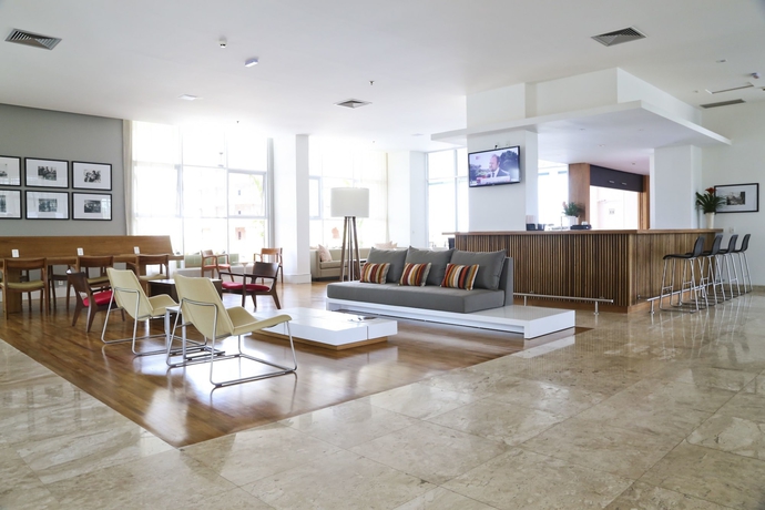 Imagen de los interiores del Hotel Vit&oacute;ria Convention Paul&iacute;nia. Foto 17