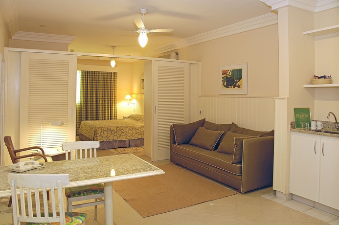Imagen de los interiores del Hotel Vit&oacute;ria Residence Newport. Foto 7