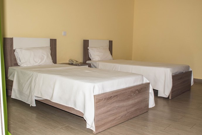 Imagen de la habitación del Hotel Vit&oacute;ria, S&atilde;o Tom&eacute;. Foto 15