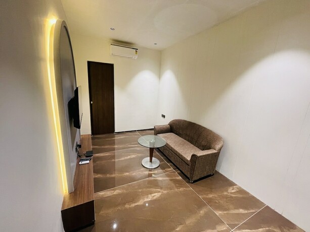 Imagen de la habitación del Hotel Vits Jamnagar. Foto 18