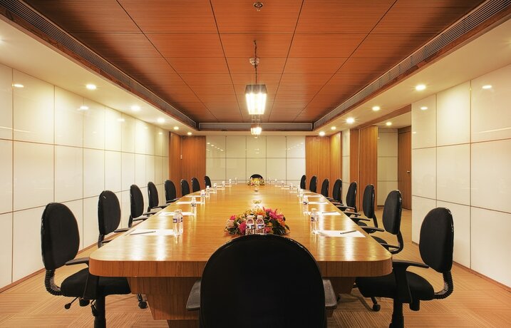 Imagen de los interiores del Hotel Vits Select Rajkot. Foto 26