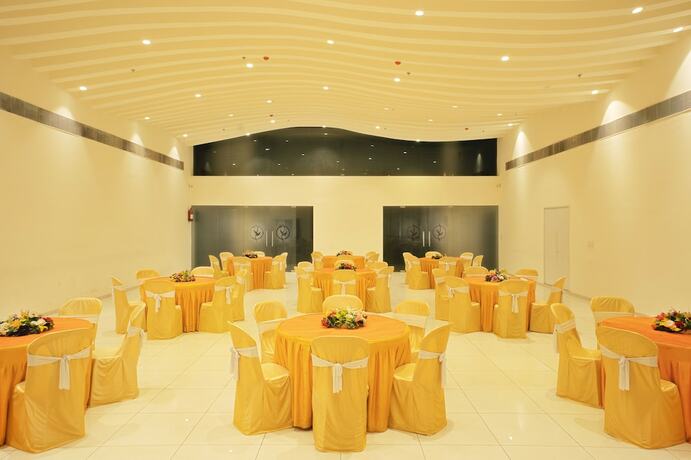 Imagen de los interiores del Hotel Vits Select Rajkot. Foto 28