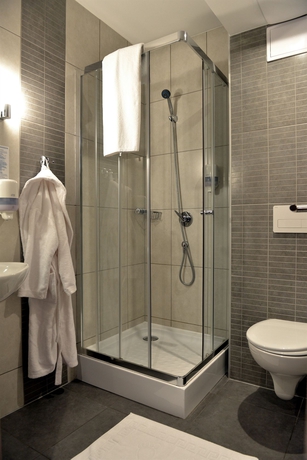 Imagen de la habitación del Hotel Vitta Superior Budapest. Foto 8