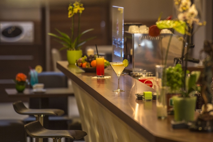 Imagen del bar/restaurante del Hotel Vitta Superior Budapest. Foto 3