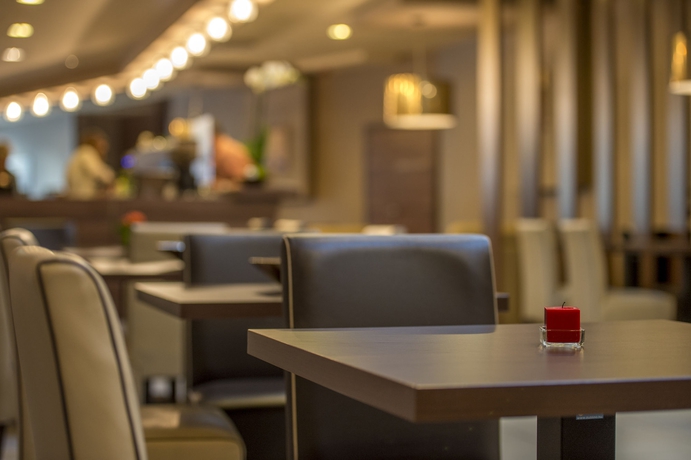 Imagen del bar/restaurante del Hotel Vitta Superior Budapest. Foto 4