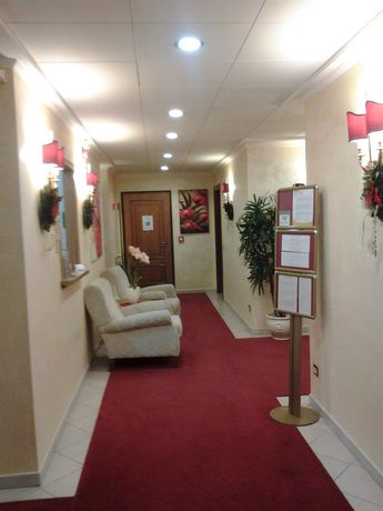 Imagen de los interiores del Hotel Vitti. Foto 6