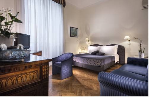 Imagen de la habitación del Hotel Vittoria, Faenza. Foto 15