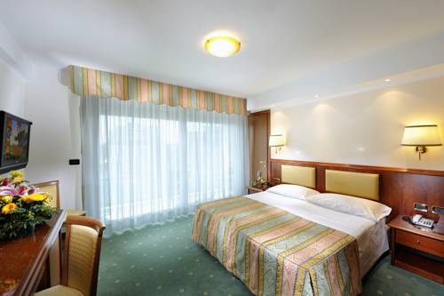 Imagen de la habitación del Hotel Vittoria, Lignano Sabbiadoro. Foto 3