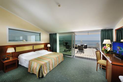 Imagen de la habitación del Hotel Vittoria, Lignano Sabbiadoro. Foto 5