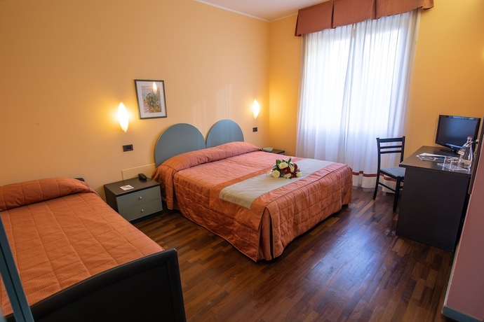 Imagen de la habitación del Hotel Vittoria, Mossini. Foto 9