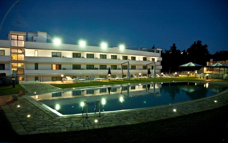 Imagen de la piscina del Hotel Vittoria Resort Pool and Spa. Foto 12