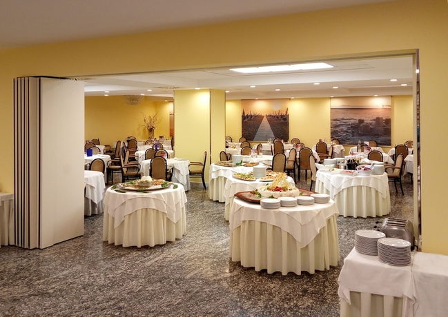 Imagen del bar/restaurante del Hotel Vittoria, Riccione. Foto 5