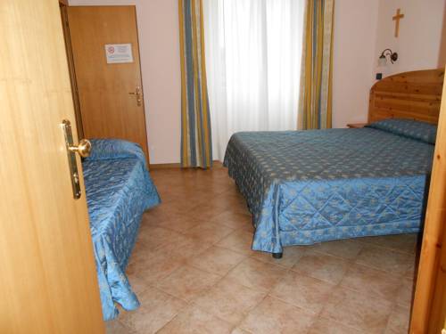 Imagen de la habitación del Hotel Vittoria, Riva del Garda. Foto 9