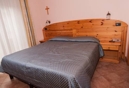 Imagen de la habitación del Hotel Vittoria, Riva del Garda. Foto 12