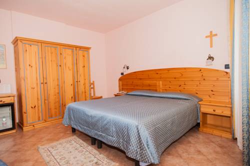 Imagen de la habitación del Hotel Vittoria, Riva del Garda. Foto 16