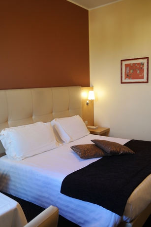 Imagen de la habitación del Hotel Vittoria, Sarmeola. Foto 6