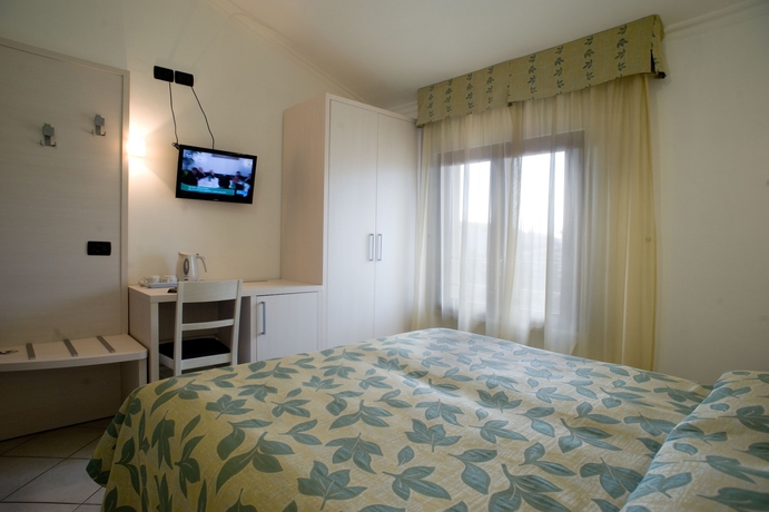 Imagen de la habitación del Hotel Vittoria, Viareggio. Foto 2