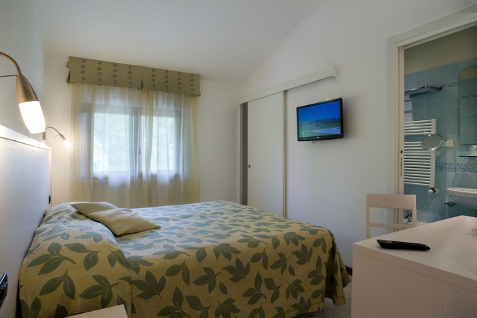 Imagen de la habitación del Hotel Vittoria, Viareggio. Foto 3