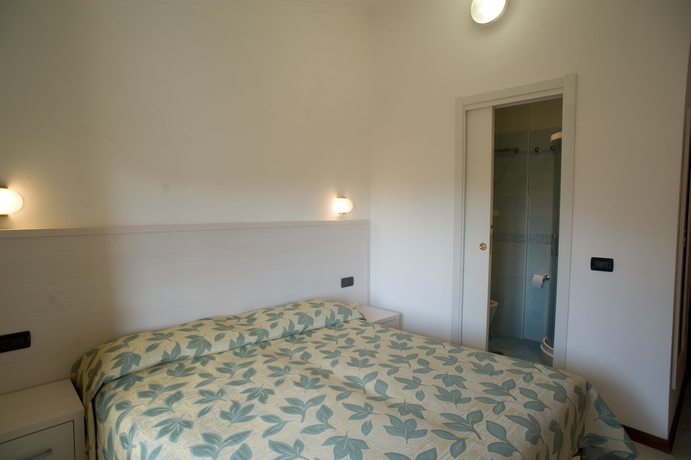 Imagen de la habitación del Hotel Vittoria, Viareggio. Foto 10