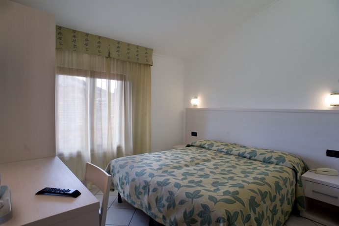 Imagen de la habitación del Hotel Vittoria, Viareggio. Foto 11