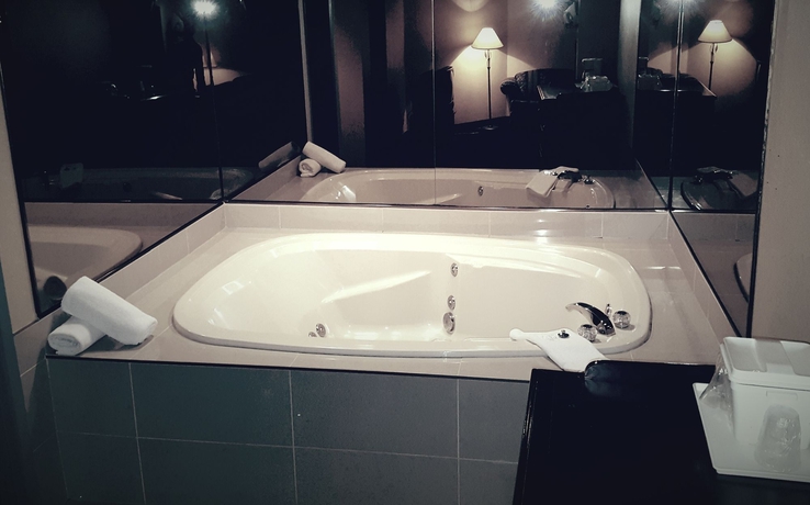 Imagen de la habitación del Hotel Vittoria and Suites. Foto 4