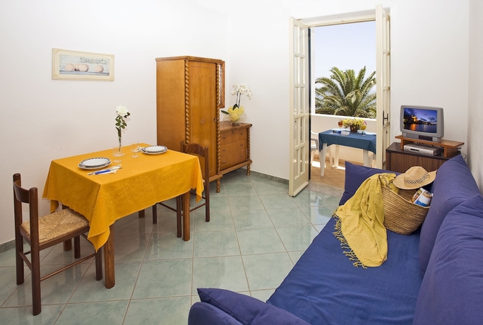 Imagen de la habitación del Hotel Vittorio Beach Resort. Foto 7