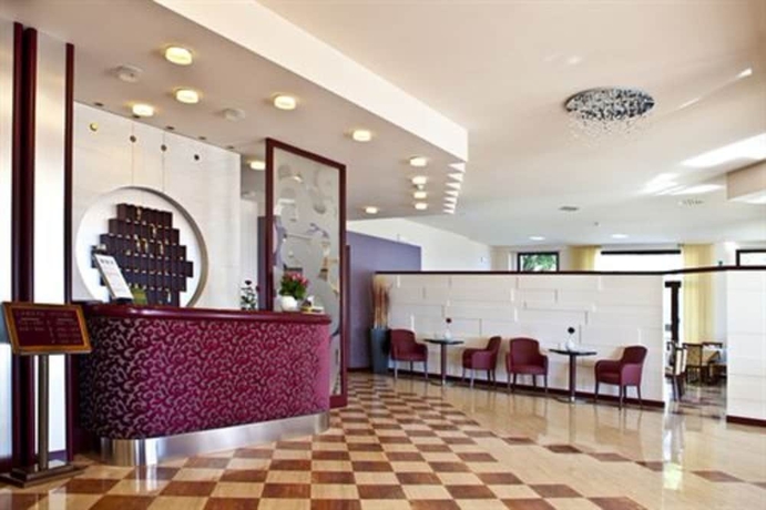 Imagen de los interiores del Hotel Vittorio, Desenzano del Garda. Foto 18