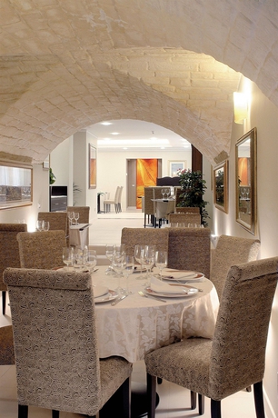 Imagen del bar/restaurante del Hotel Vittorio Emanuele. Foto 7