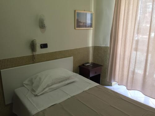 Imagen de la habitación del Hotel Vittorio Veneto, N&aacute;poles. Foto 3